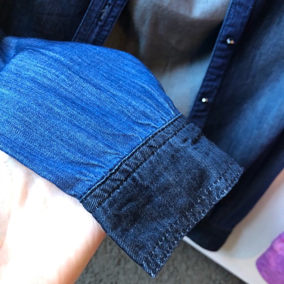 NWT denim shirt by Kensie - Picture 3 of 8